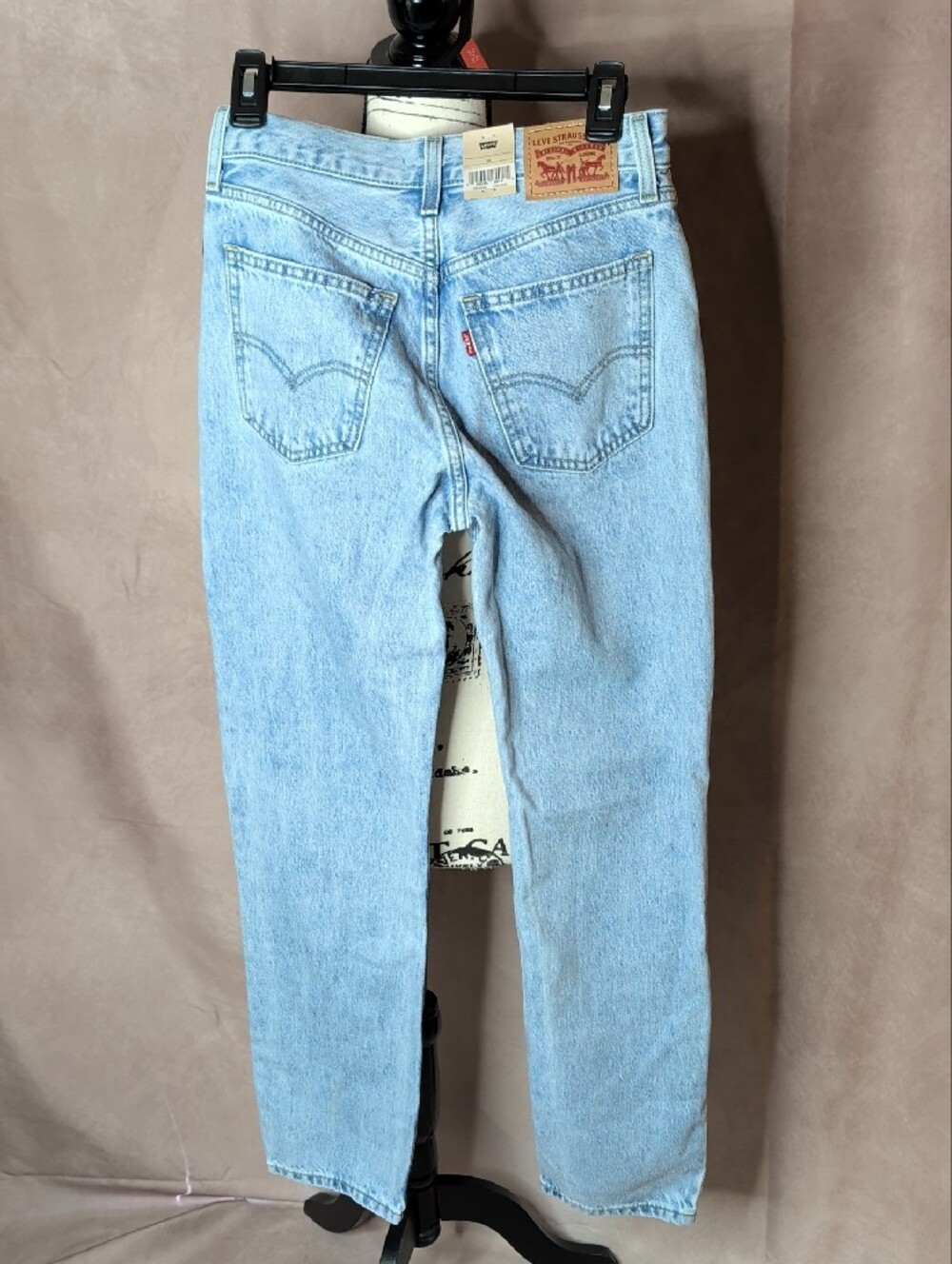 Levi's Light Wash Low Pro Straight Leg Women's Jeans New with Tags Size 24 - Picture 5 of 8